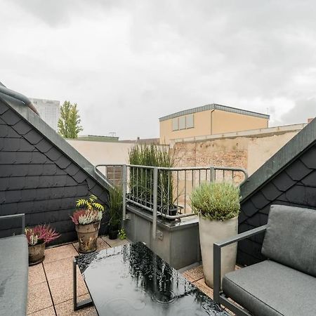 Ruhige Dachwohnung Mit Terrasse Berlin Mitte - Spacious Modern Rooftop Loft In Berlin Mitte Kültér fotó