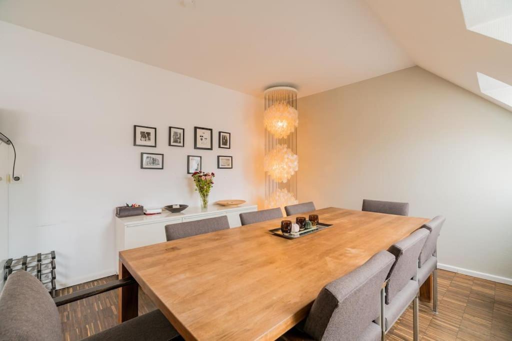 Ruhige Dachwohnung Mit Terrasse Berlin Mitte - Spacious Modern Rooftop Loft In Berlin Mitte Kültér fotó